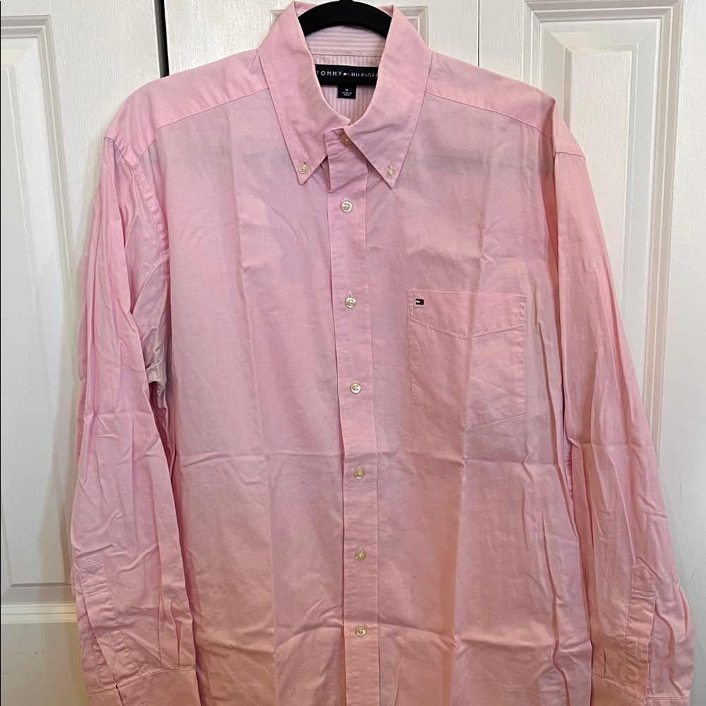 Tommy Hilfiger Men’s Light Pink Button-Down Dress Shirt